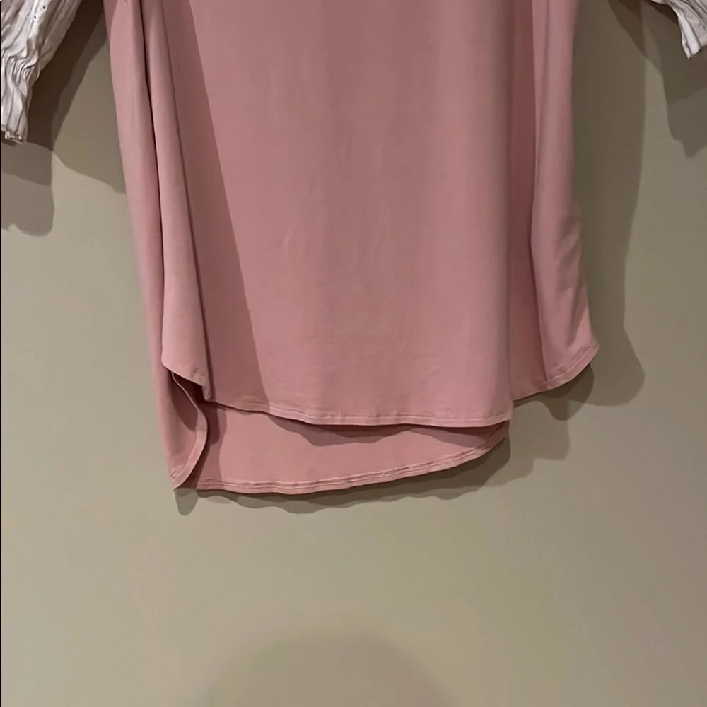 CUPIO Pink and White Women's Top - Picture 2 of 6